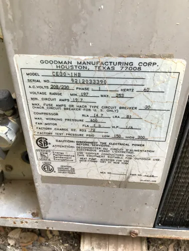 photo at Round Rock, TX on Jun 08, 2023: Service 1 system-Gas
I found the the 11 year old 2.5 ton Goodman condensers 40/5 µF capacitor was photo at Round Rock, TX on Jun 08, 2023: Service 1 system-Gas
I found the the 11 year old 2.5 ton Goodman condensers 40/5 µF capacitor was