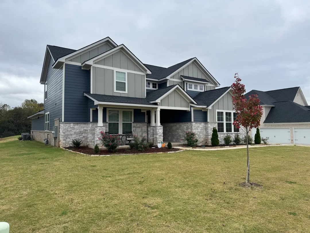 Seamless Gutters in Huntsville, AL — Photo 1