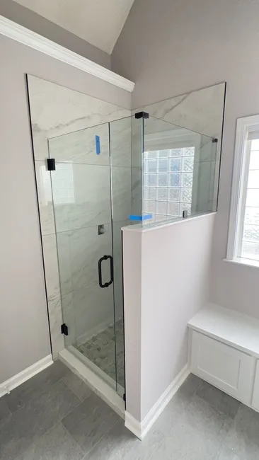 SHOWER GLASS INSTALLATION