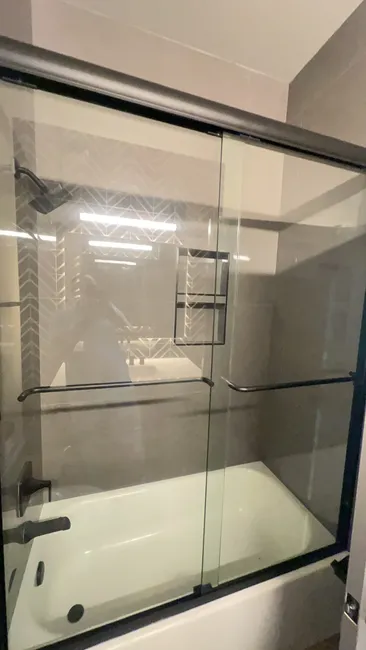 Shower Glass Installation