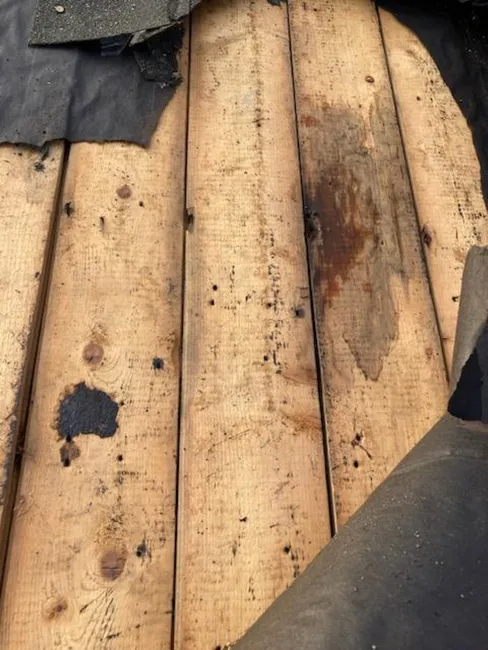 Roof failure due to poor nailing
Sealed with ice and water