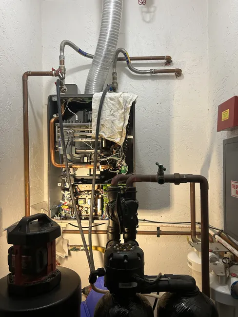 Job in Alpine