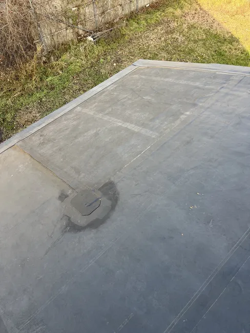 Commercial roof repair