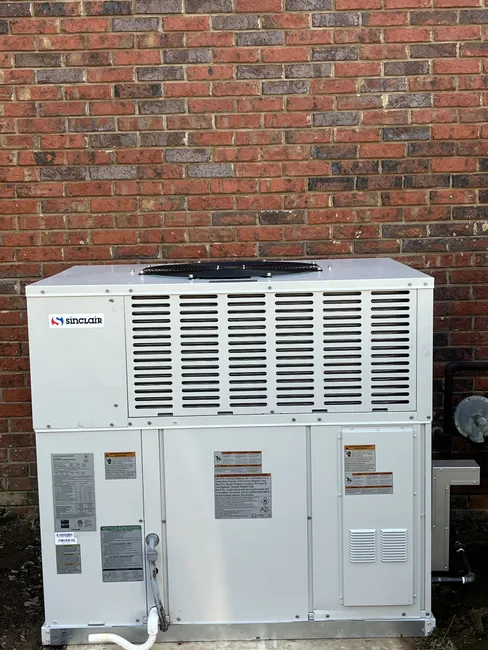 We replaced a 3-ton gas package unit, ensuring efficient heating and cooling for this residential home.