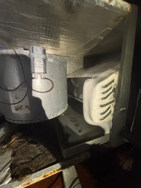 A refrigeration system was expertly balanced with the addition of 1 lb of Refrigerant 410A, restoring optimal cooling efficiency.