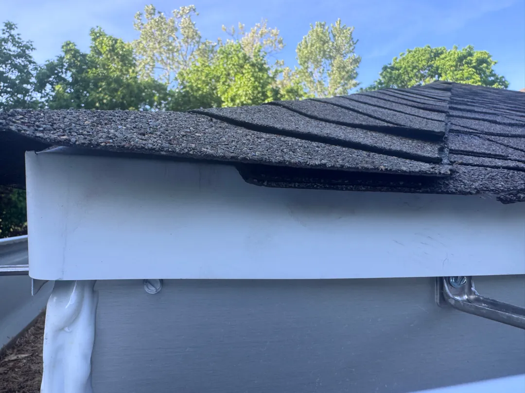 Seamless Gutters in Brownsboro, AL — Photo 2