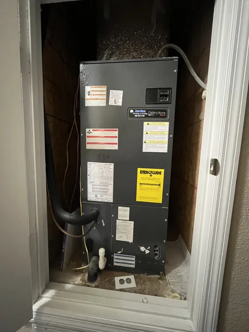 A homeowner's heat pump stopped cooling; we quickly diagnosed a faulty capacitor and restored comfort the same day.