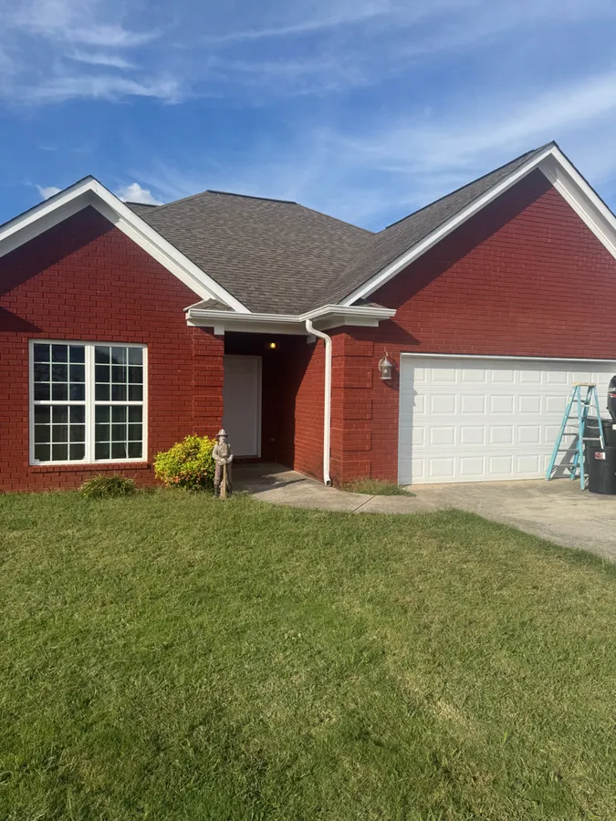 Seamless Gutters in New Market, AL — Photo 4