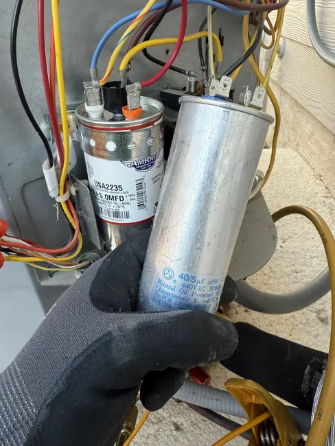 In Hutto, we replaced a faulty dual capacitor in the HVAC system, optimizing performance for year-round comfort.