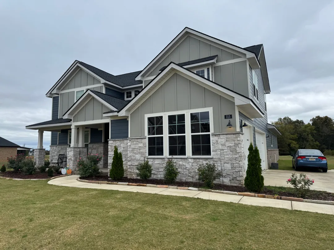 Seamless Gutters in Huntsville, AL — Photo 4