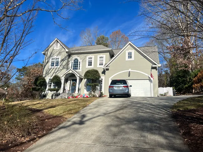 Doing another free roof repair estimate. The homeowner needed a roofing contractor to recommend repairs to the roof flashing.