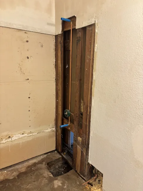 Shower Enclosure & Valve Install