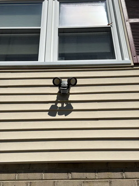 Install Motion Detector On Existing Fixture