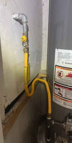 photo at Houston, TX on Dec 16, 2025: A malfunctioning water heater caused inconvenience, so we performed a comprehensive installation of