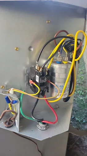 photo at Conroe, TX on Nov 07, 2025: After identifying potential efficiency issues, we conducted a thorough check of the Carrier HVAC sy