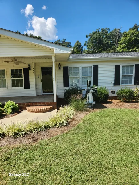 Job in Graham