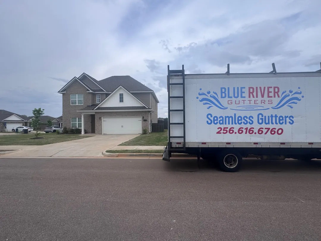 Seamless Gutters in Athens, AL — Photo 2