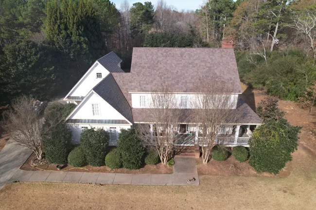 Brand new DaVinci Shake Composite Shingle installed!! Roof that will outlast all competitors.