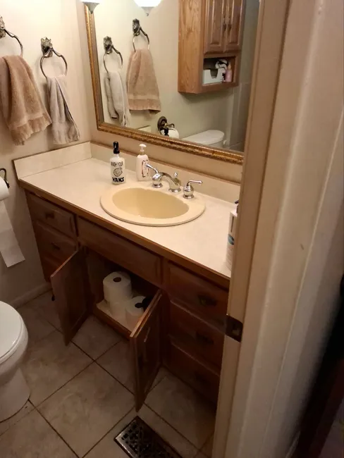 Job in New Haven
