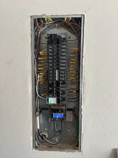 Job in Guthrie