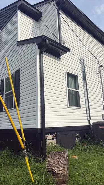 New 5-inch seamless gutters and downspouts were installed in Concord, enhancing drainage and ensuring durability.