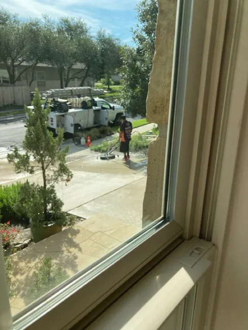 Our team delivered a comprehensive cleaning service in Austin, ensuring a spotless home inside and out.