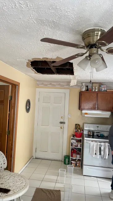Roof Leak, Mitigation & Repair