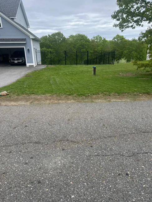 At a Templeton home, we refreshed the landscape with precise lawn care, enhancing curb appeal and functionality.