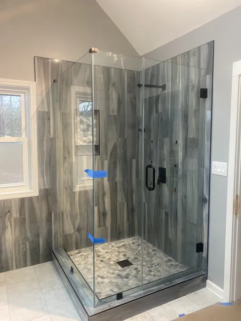 We can cut the perfect angled glass for your shower! From repairs to installations, S & B Glass has your back! Call for your new glass estimate today!
Our glass experts are passionate about the glass replacement work that we perform for our clients. We offer free estimates and same-day services. With 10+ years of experience and hundreds of happy customers, we install all forms of glass and have earned the reputation of being a trusted & reliable Metro-Atlanta glass company.
S & B Glass & Windows
190 Promenade Parkway,
Fayetteville, GA 30214.
We design, create and install all types of glass products in the Fayetteville, Peachtree City, Newnan and surrounding Metro Atlanta Area.