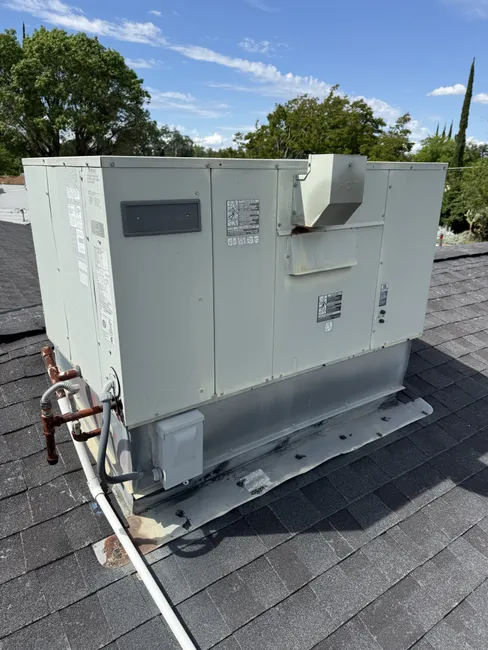 In Citrus Heights, our technician Vitaliy optimized the A/C system for peak performance this summer.