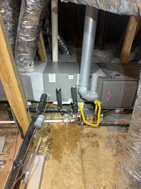 A refrigerant leak was swiftly diagnosed and repaired in this Georgetown home, restoring HVAC efficiency.