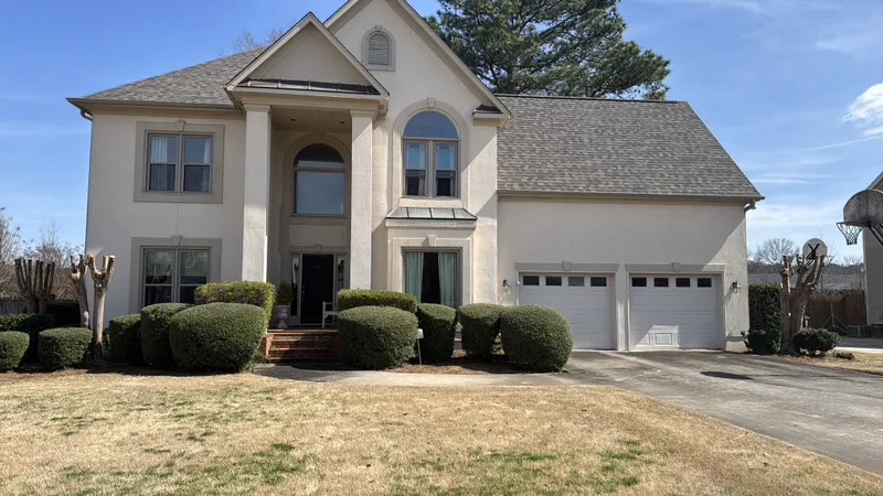 Gutter Cleaning in Decatur, AL in Decatur, AL