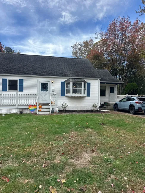 Completed a mold inspection following wallpaper removal, ensuring a healthy home environment for the homeowner.