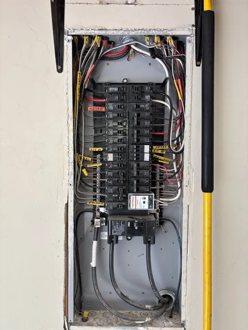 Job in Guthrie