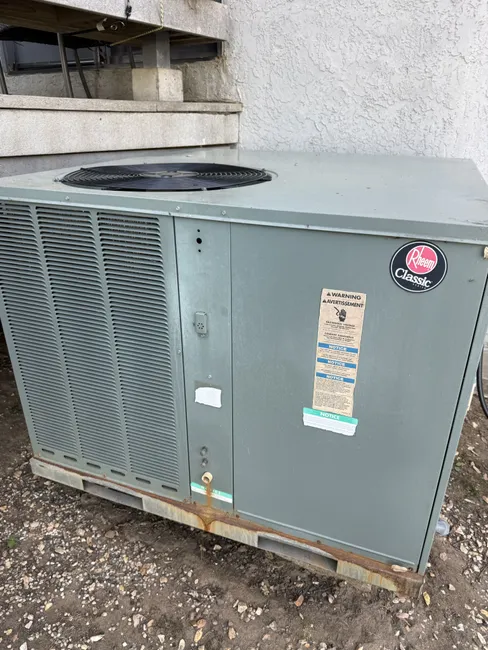 In Fair Oaks, our technician Vitaliy optimized the heat pump system, ensuring maximum efficiency for the homeowner.