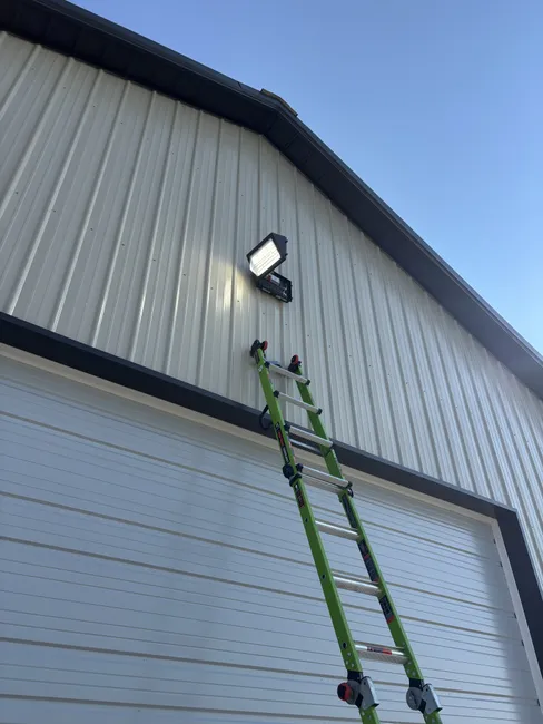 Job in Guthrie