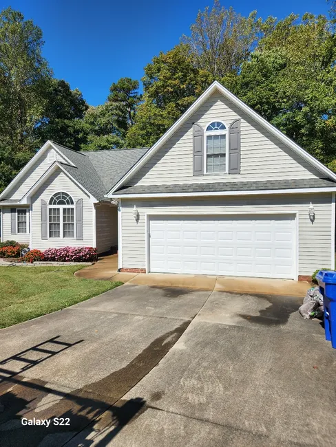 Job in Graham