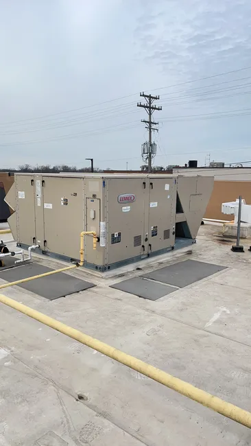We optimized rooftop units and commercial refrigeration, ensuring safe and efficient operation year-round.