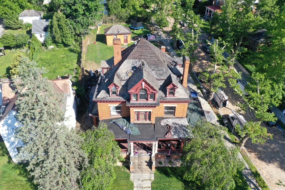 Completed shingle roof on a Washington, PA home